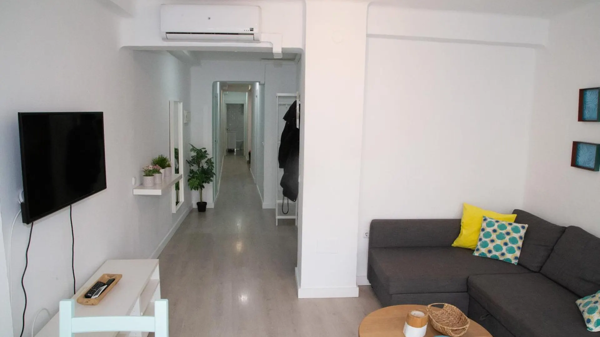 Apartamento En La Merced مالقة