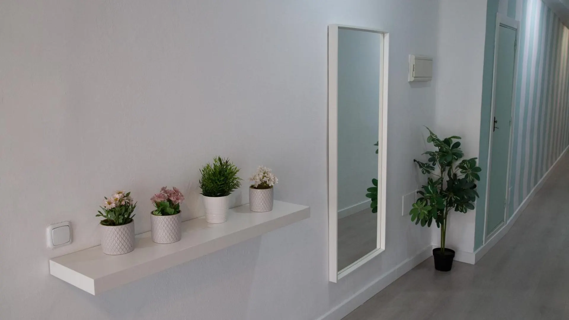 Apartamento En La Merced مالقة