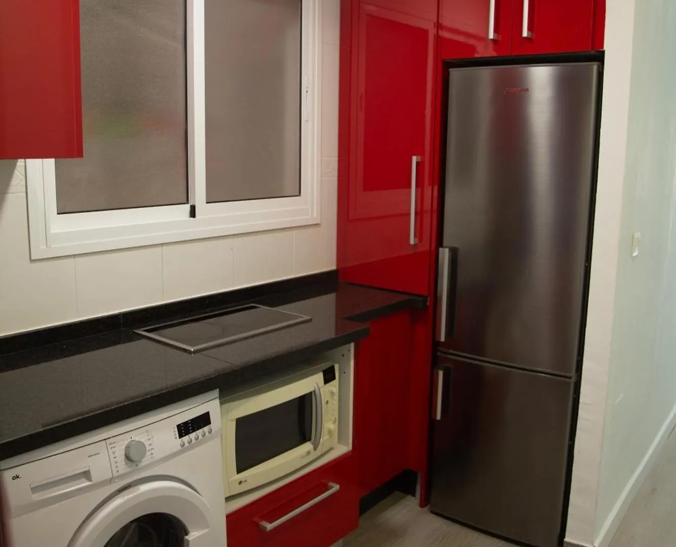 Apartamento En La Merced مالقة